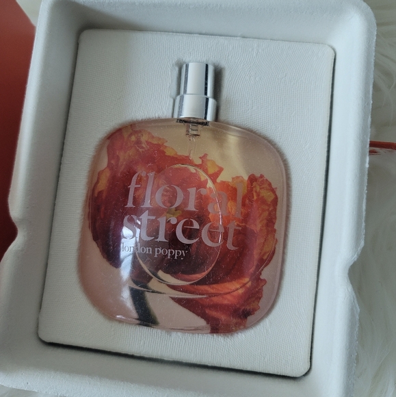 NEW Floral Street London Poppy - Picture 2 of 9